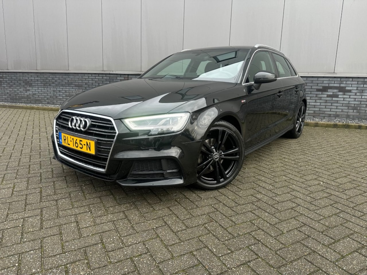 Audi A3 - 1.5 TFSI COD SPORT.S-LINE 150pk - AutoWereld.nl