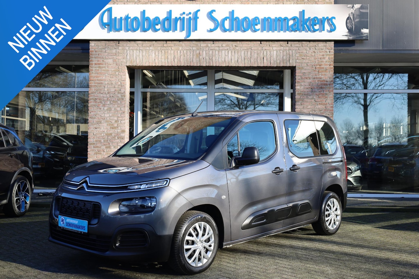 Citroën Berlingo - 1.2 PureTech 5-PERSOONS CRUISE VERKEERSBORD/RIJBAANDETECTIE - AutoWereld.nl