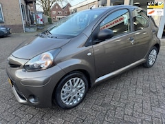 Toyota Aygo - 1.0 VVT-i Comfort AIRCO ORG 57601 KM NAP O.H BOEKJES LM VELGEN ELEKTRISCHE RAMEN