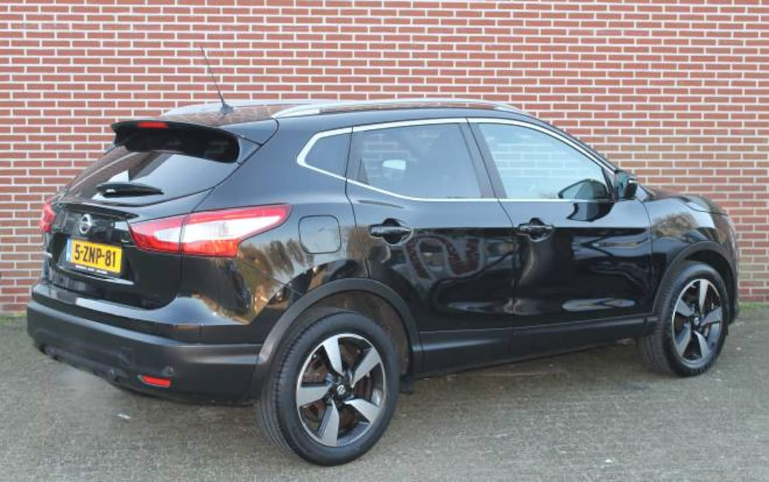 Nissan Qashqai - 1.2 115pk DIG-T Connect Edition