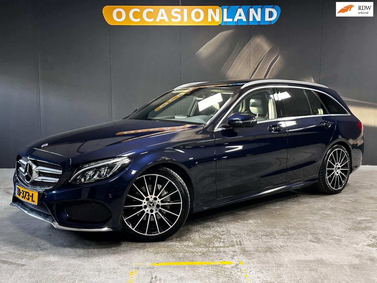 Mercedes-Benz C-klasse Estate - 180 Sport Edition Premium Plus AMG|PANO|BURMESTER|MEMORY! - AutoWereld.nl