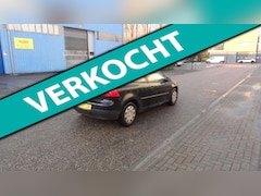 Volkswagen Golf - 5_ 1.4 Trendline 2004 Airco Apk 17/01/2026