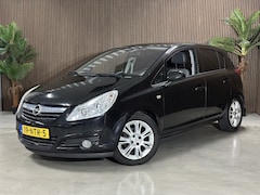 Opel Corsa - 1.2-16V Cosmo