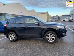 Toyota RAV4 - 2.0 VVTi Dynamic NAVI | KEYLESS | CAMERA | CRUISE | PDC | ONDERHOUDSHISTORIE | APK |