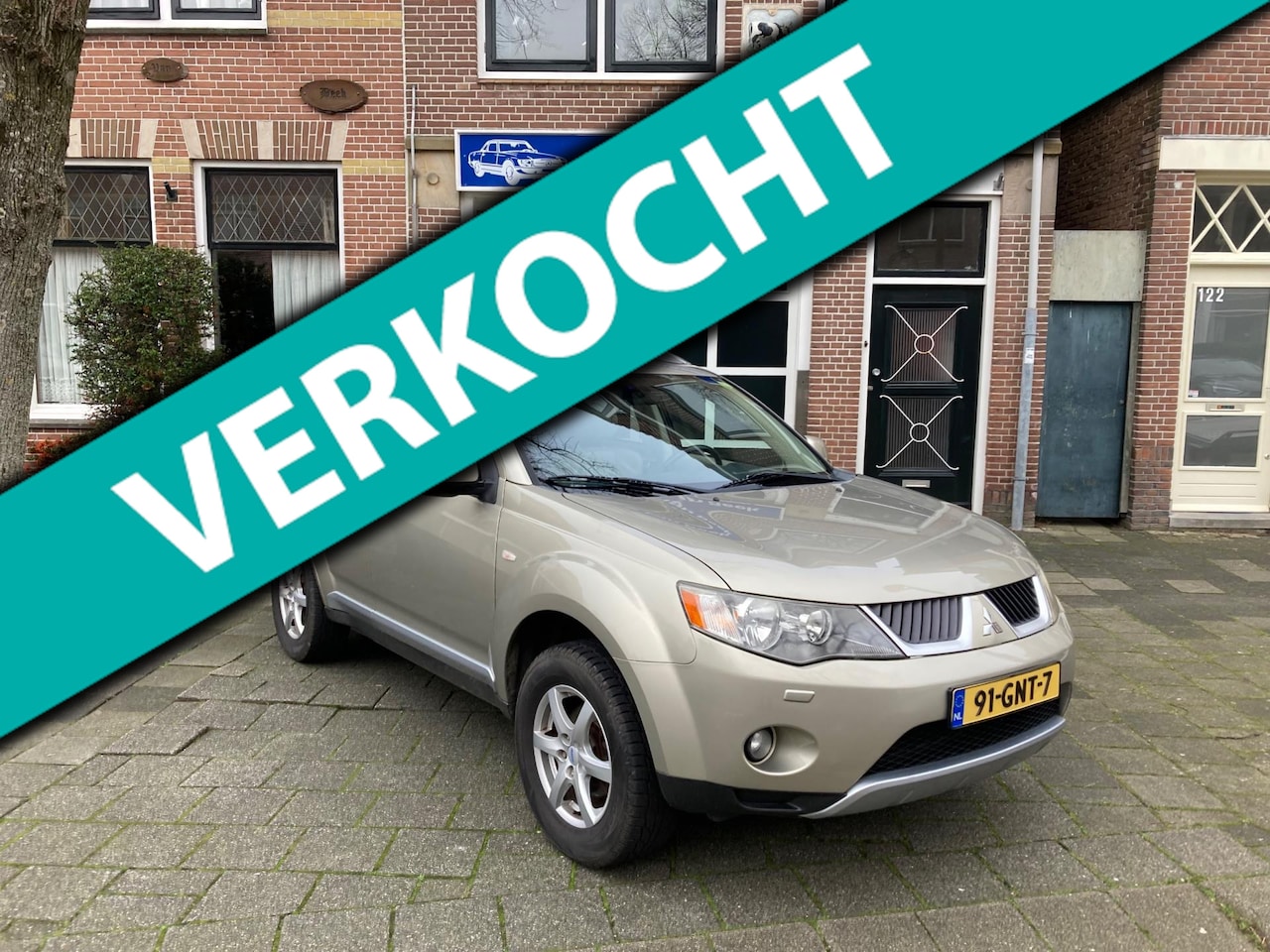 Mitsubishi Outlander - 2.4 Instyle 4wd autom. 7 pers - AutoWereld.nl