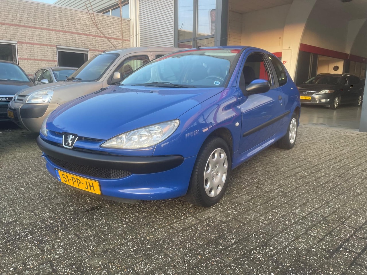 Peugeot 206 - 1.1 Pop' Art 63000 km - AutoWereld.nl