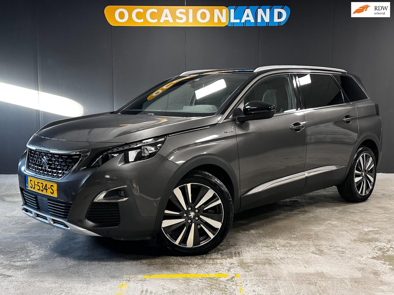 Peugeot 5008 - 1.2 PureTech GT-Line |7P|PANO|NIEUWE BEURT+BANDEN - AutoWereld.nl