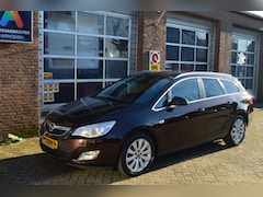 Opel Astra Sports Tourer - Navigatie, Tre 1.4 Turbo Cosmo