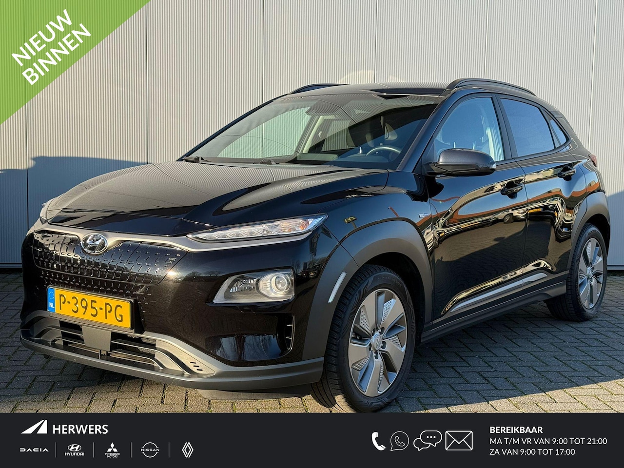 Hyundai Kona Electric - EV Fashion 64 kWh / Stuur en Stoelverwarming / Navigatie/ 3 fase / Trekhaak / - AutoWereld.nl