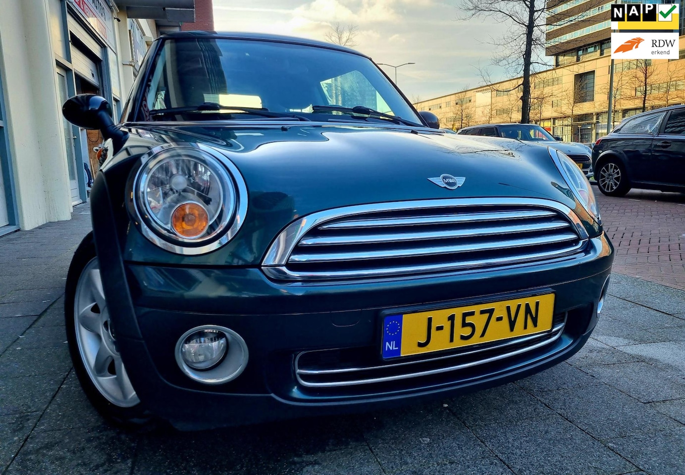 MINI Cooper - Mini 1.6 Airco Panodak Parksens Zeer Nette Staat - AutoWereld.nl