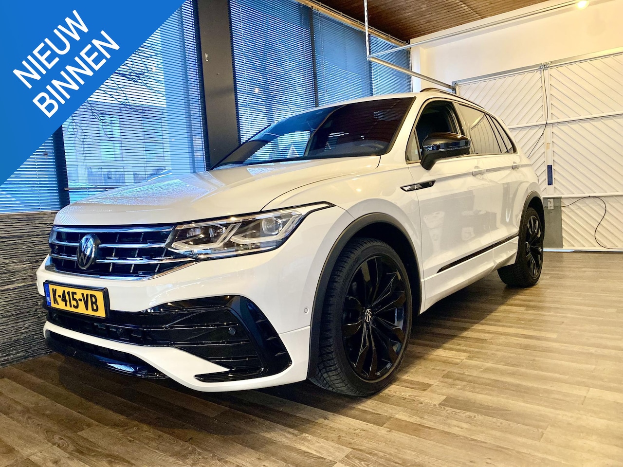 Volkswagen Tiguan - 1.5 TSI R-Line Business+PANO, Led , elect trekhaak - AutoWereld.nl