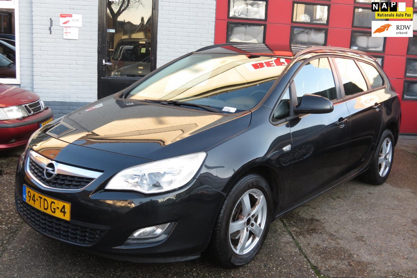 Opel Astra Sports Tourer - 1.3 CDTi S/S Business Edition 1.3 CDTi S/S Business Edition, NAVI , LM, AIRCO - AutoWereld.nl