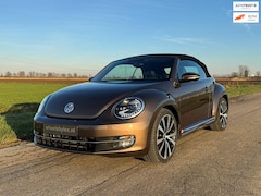 Volkswagen Beetle Cabriolet - 1.4 TSI in de prachtige kleur Toffee Bruin