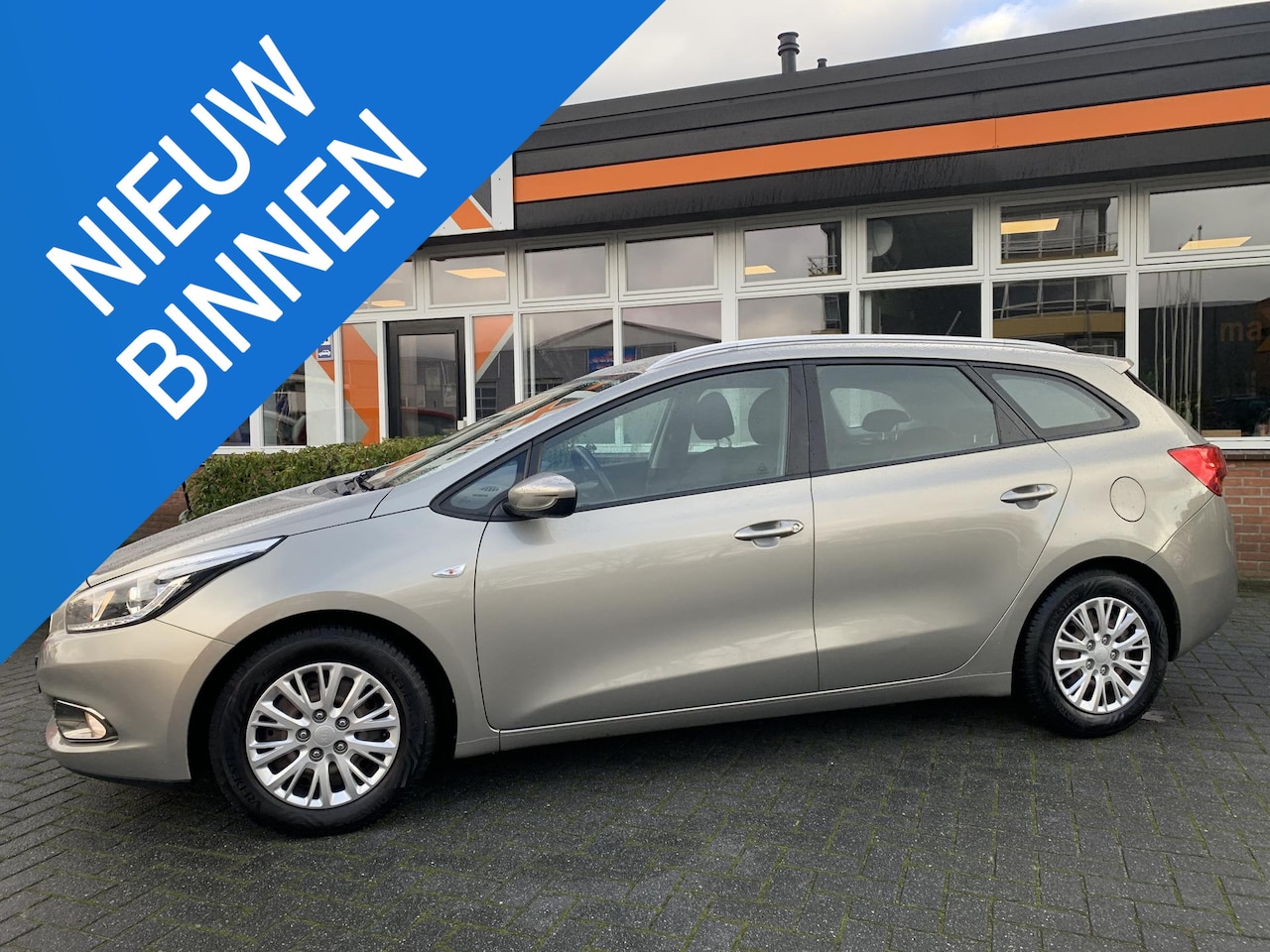 Kia Cee'd Sportswagon - 1.6 GDI ComfortLine 1.6 GDI ComfortLine - AutoWereld.nl