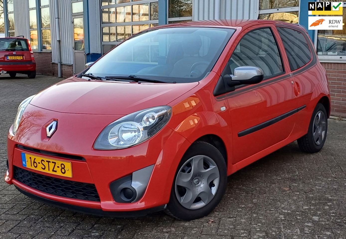 Renault Twingo - 1.2-16V Collection 1.2-16V Collection - AutoWereld.nl