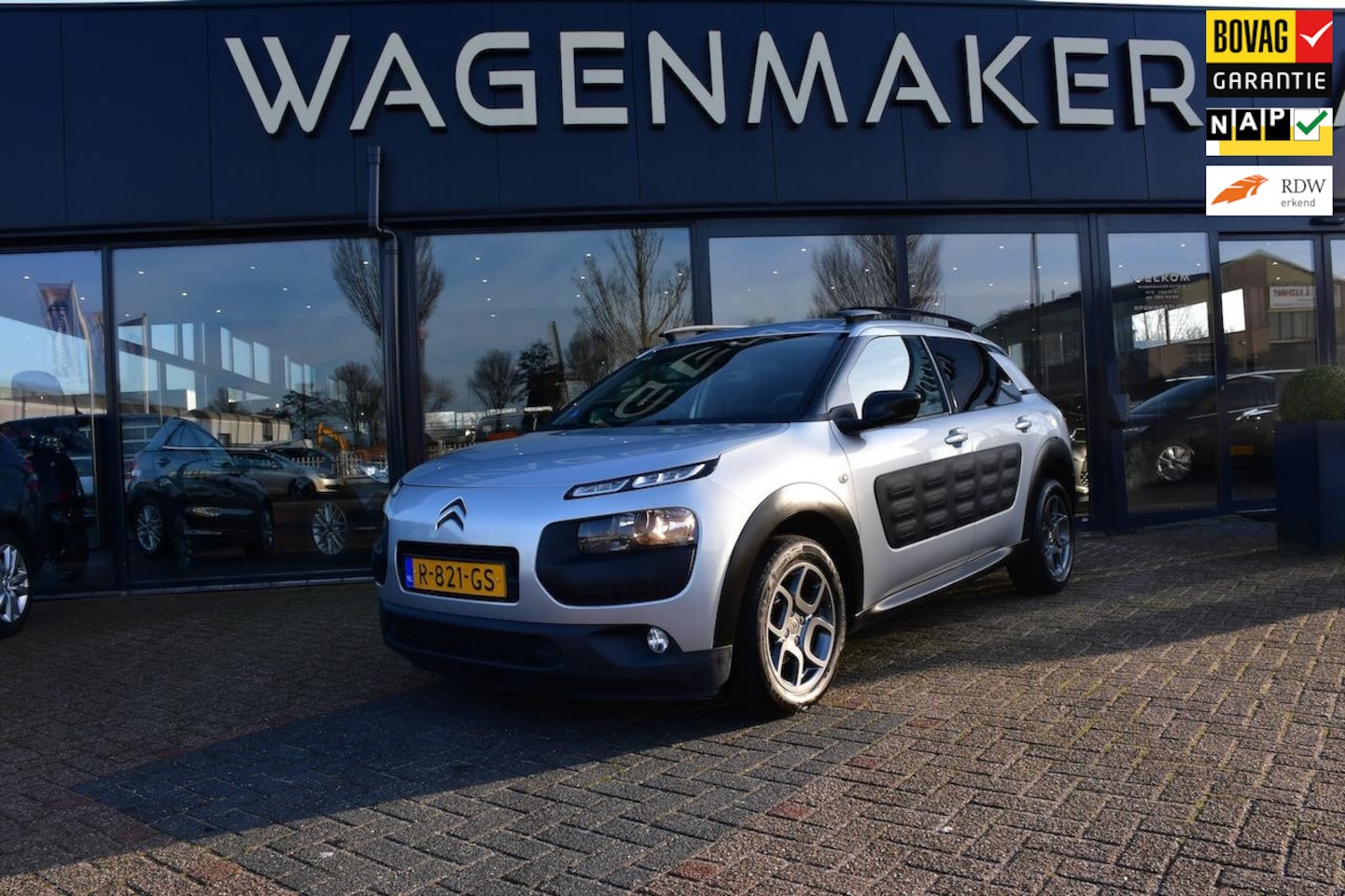 Citroën C4 Cactus - 1.2 PureTech Business Plus PANO|Camera|NAV - AutoWereld.nl