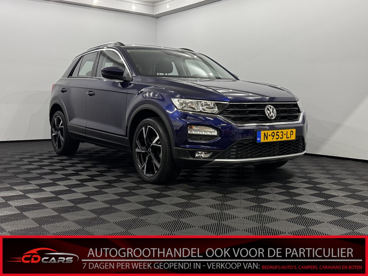 Volkswagen T-Roc - 1.0 TSI Style Business Clima, Navi, Parkeer sensoren, Cruise control adaptief, Stoelverwar - AutoWereld.nl