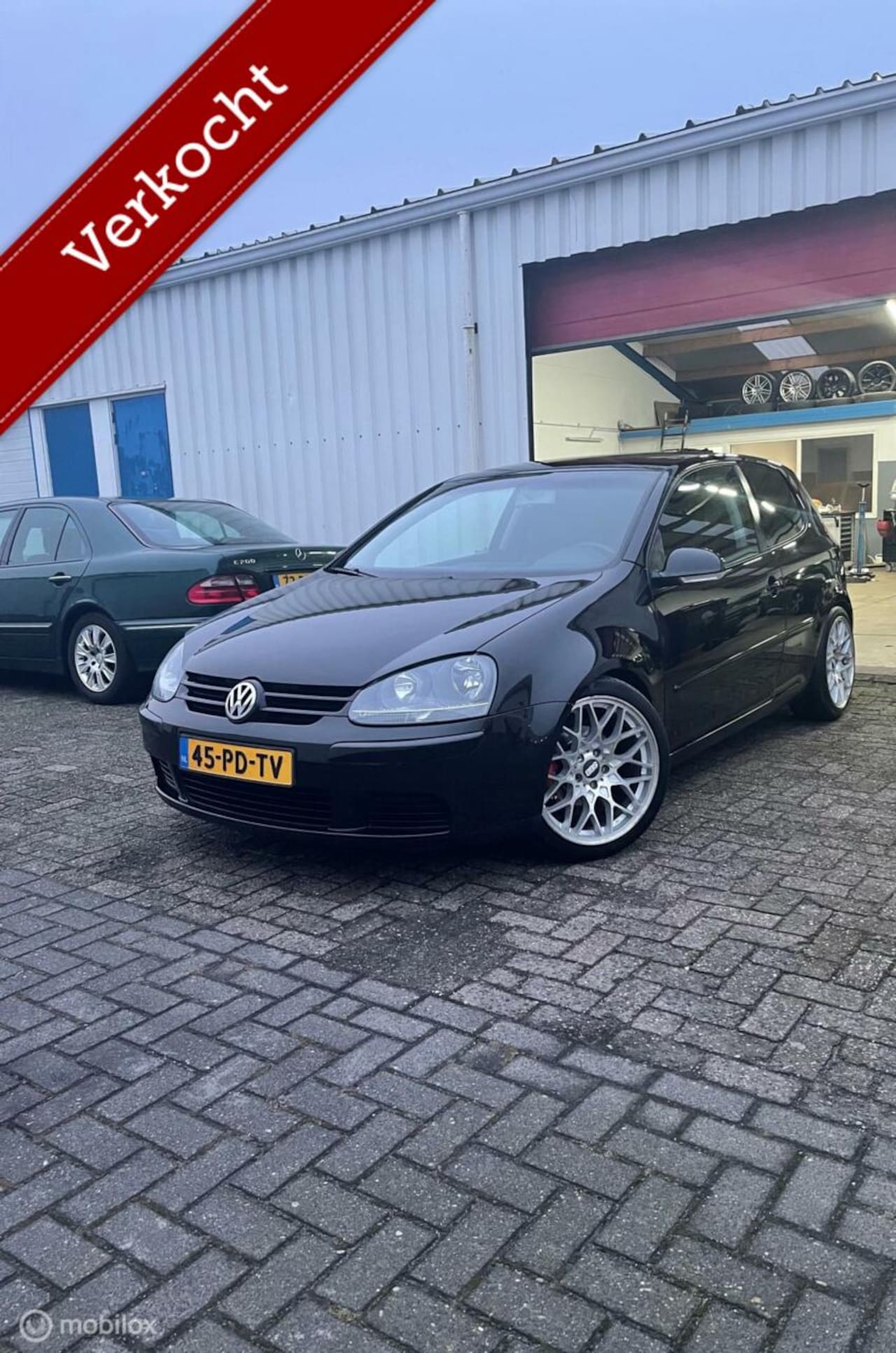 Volkswagen Golf - 1.6 FSI Sportline |Cruise|Clima|APK 01-2023 - AutoWereld.nl