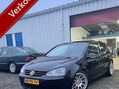 Volkswagen Golf - 1.6 FSI Sportline |Cruise|Clima|APK 01-2023