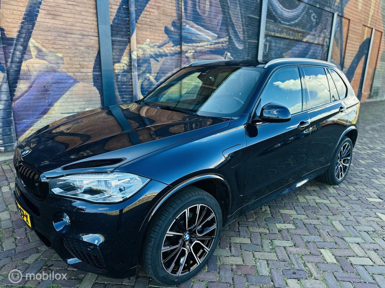 BMW X5 - xDrive40e iPerformance M Sport HUD CarPlay Trekhaak - AutoWereld.nl