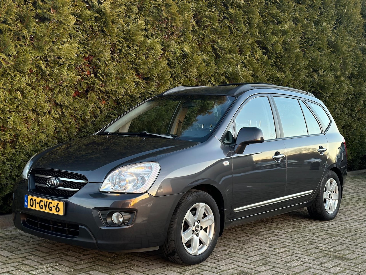 Kia Carens - 2.0 CVVT X-ecutive Airco LPG G3 - AutoWereld.nl