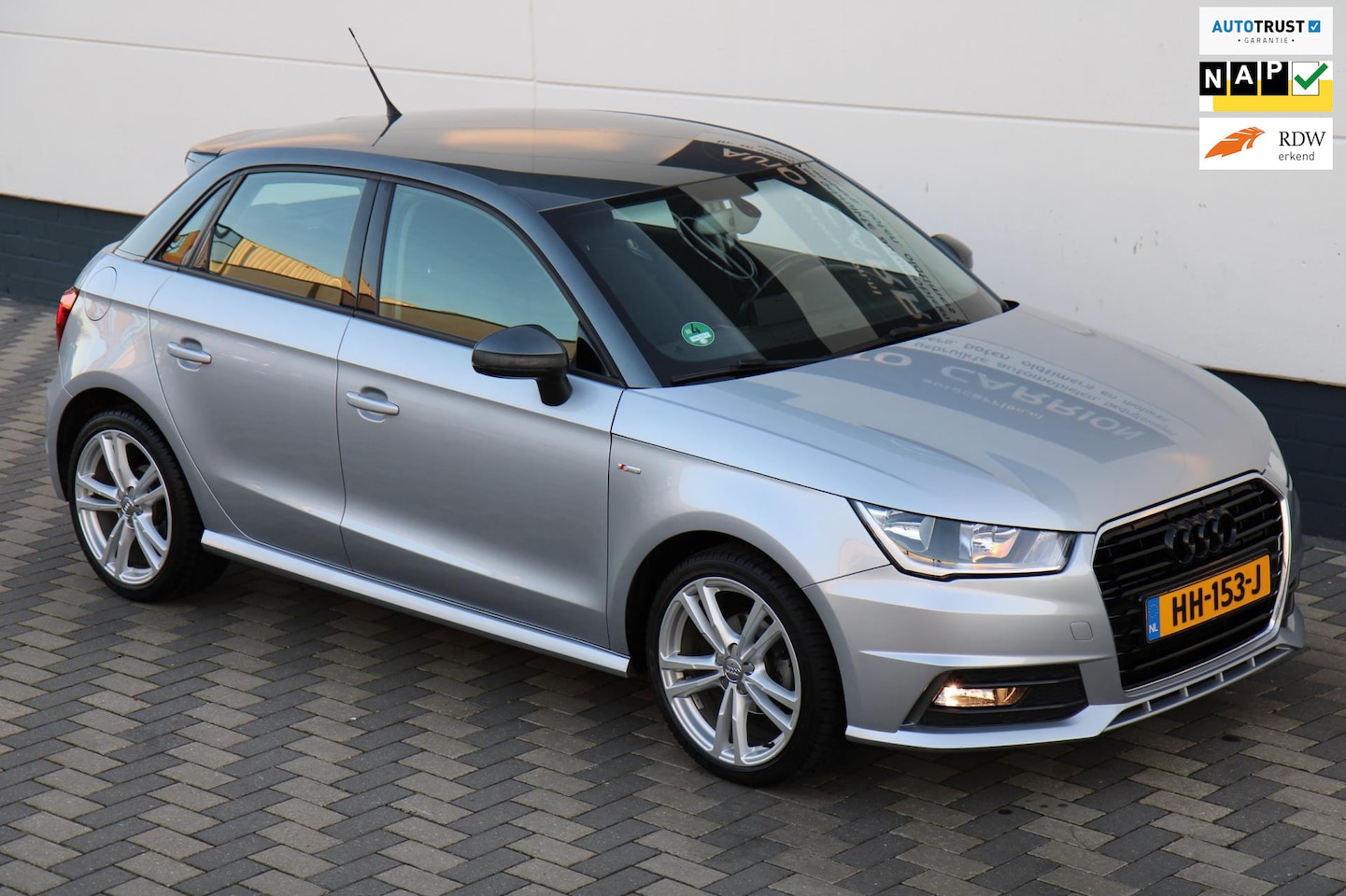 Audi A1 Sportback - 1.0 TFSI S-Line 5 deurs Navi NAP zeer mooi - AutoWereld.nl