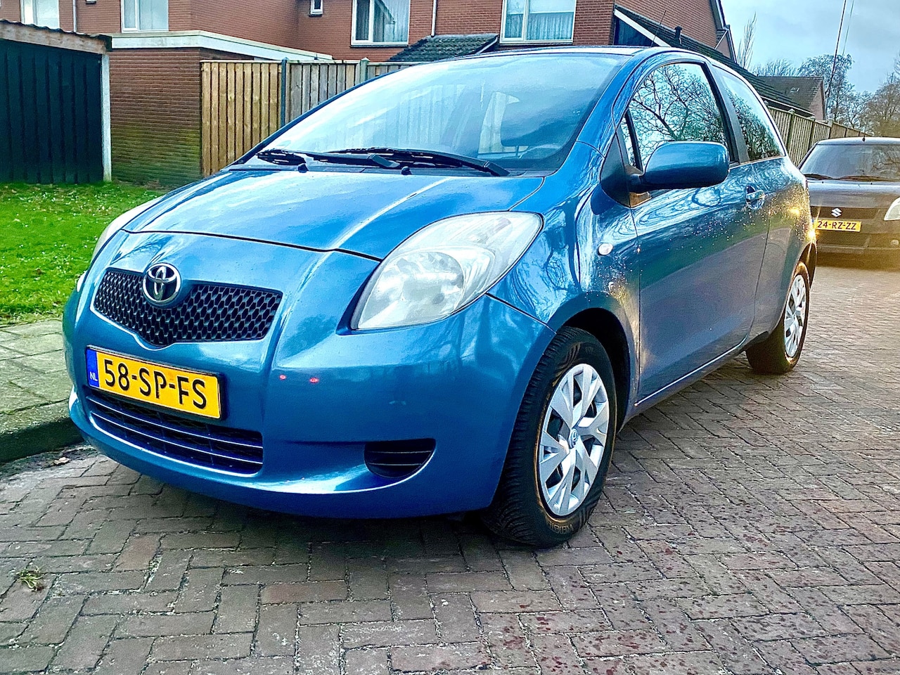 Toyota Yaris - 1.3 VVTi Sol Nap APK 09-01-2026 Airco|Trekhaak. - AutoWereld.nl