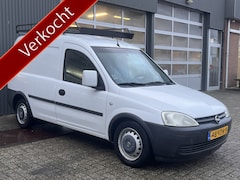 Opel Combo - 1.3 CDTi Comfort Airco Trekhaak 1000kg trekgewicht Imperiaal Euro 4 Bpm vrij voor particul