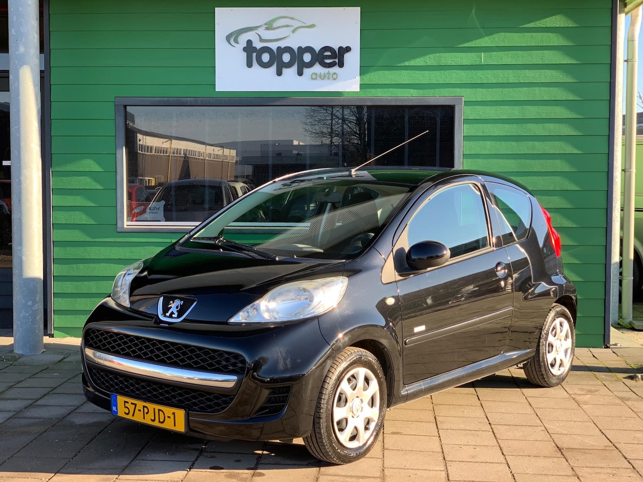 Peugeot 107 - 1.0-12V Millesim 200 / Airco / Nieuwe APK / - AutoWereld.nl