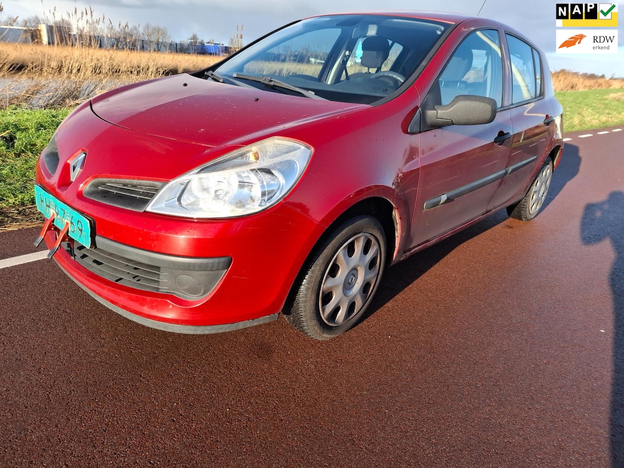 Renault Clio - 1.2-16V Expression 1.2-16V Expression - AutoWereld.nl