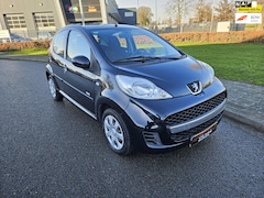 Peugeot 107 - 1.0-12V Millesim 200 5 deurs airco