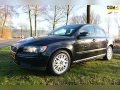 Volvo S40 - 2.4 Elite*automaat*airco*cruise*2de eigenaar