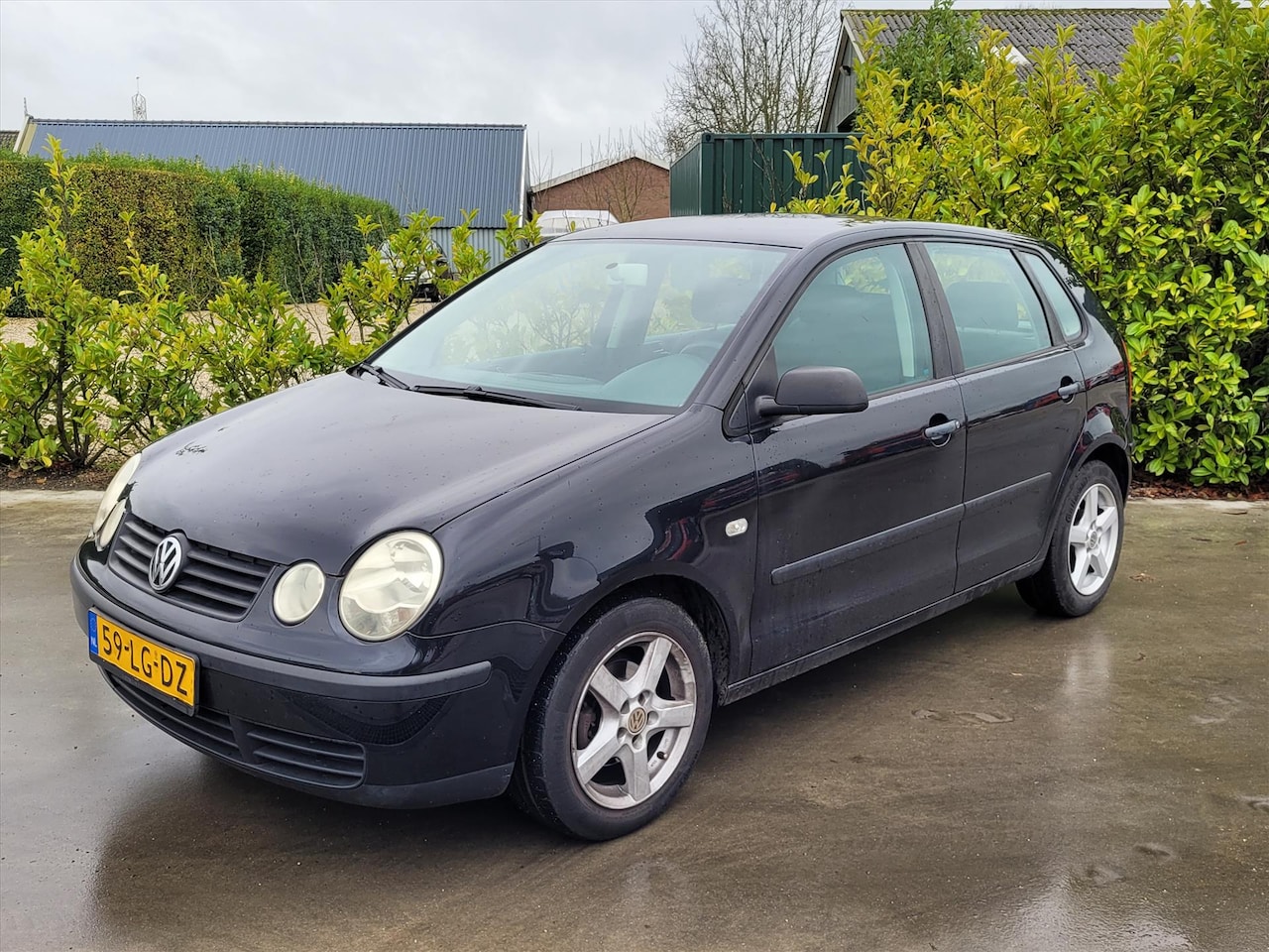 Volkswagen Polo - 1.2 Basis | Bluetooth | Lichtmetaal | 5drs! - AutoWereld.nl