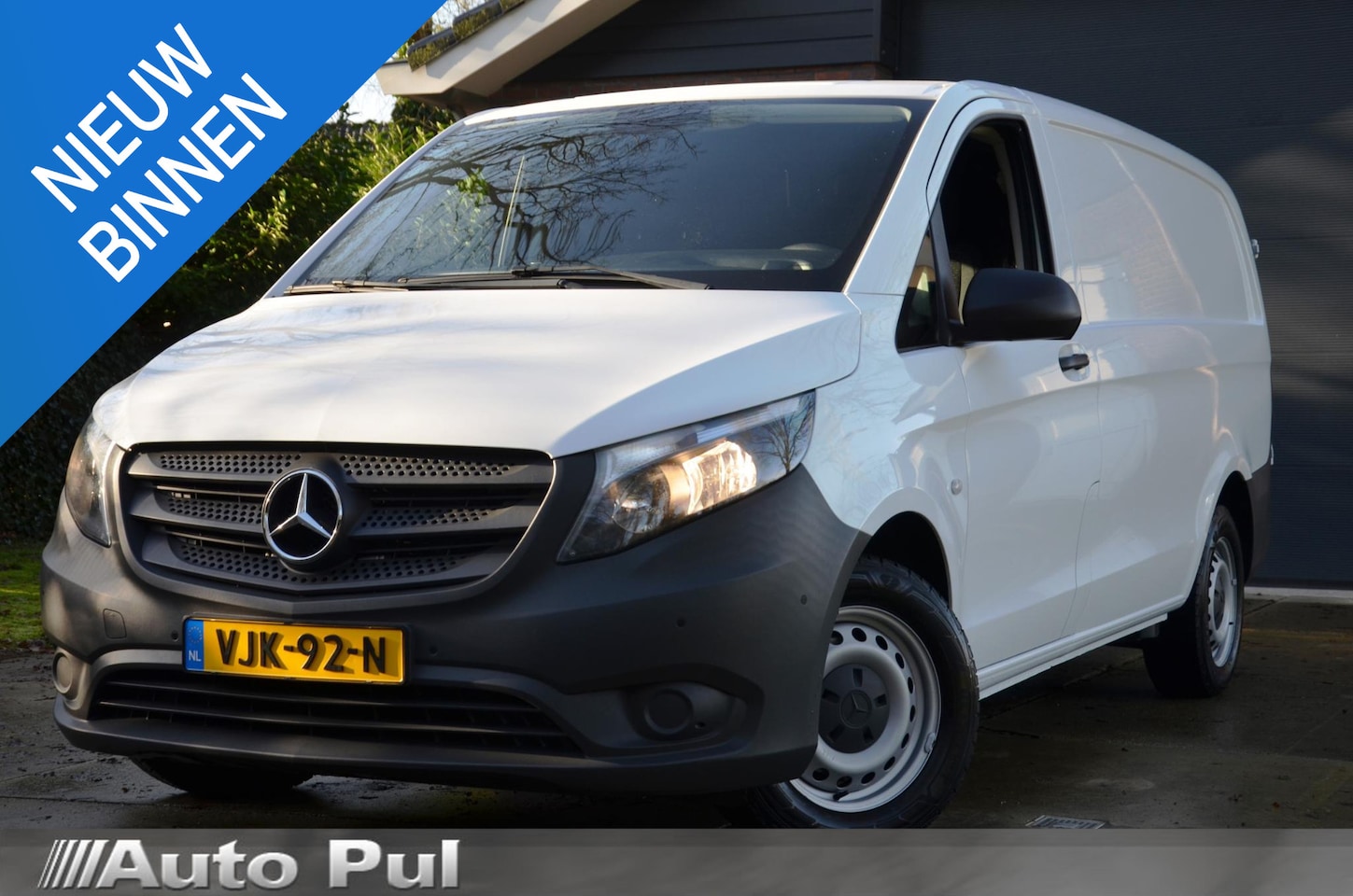 Mercedes-Benz Vito - 116 CDI Lang Navi/Airco/Pdc/Cr-Controle/Trekhaak/Achteruitrijcamera/Achterdeuren - AutoWereld.nl