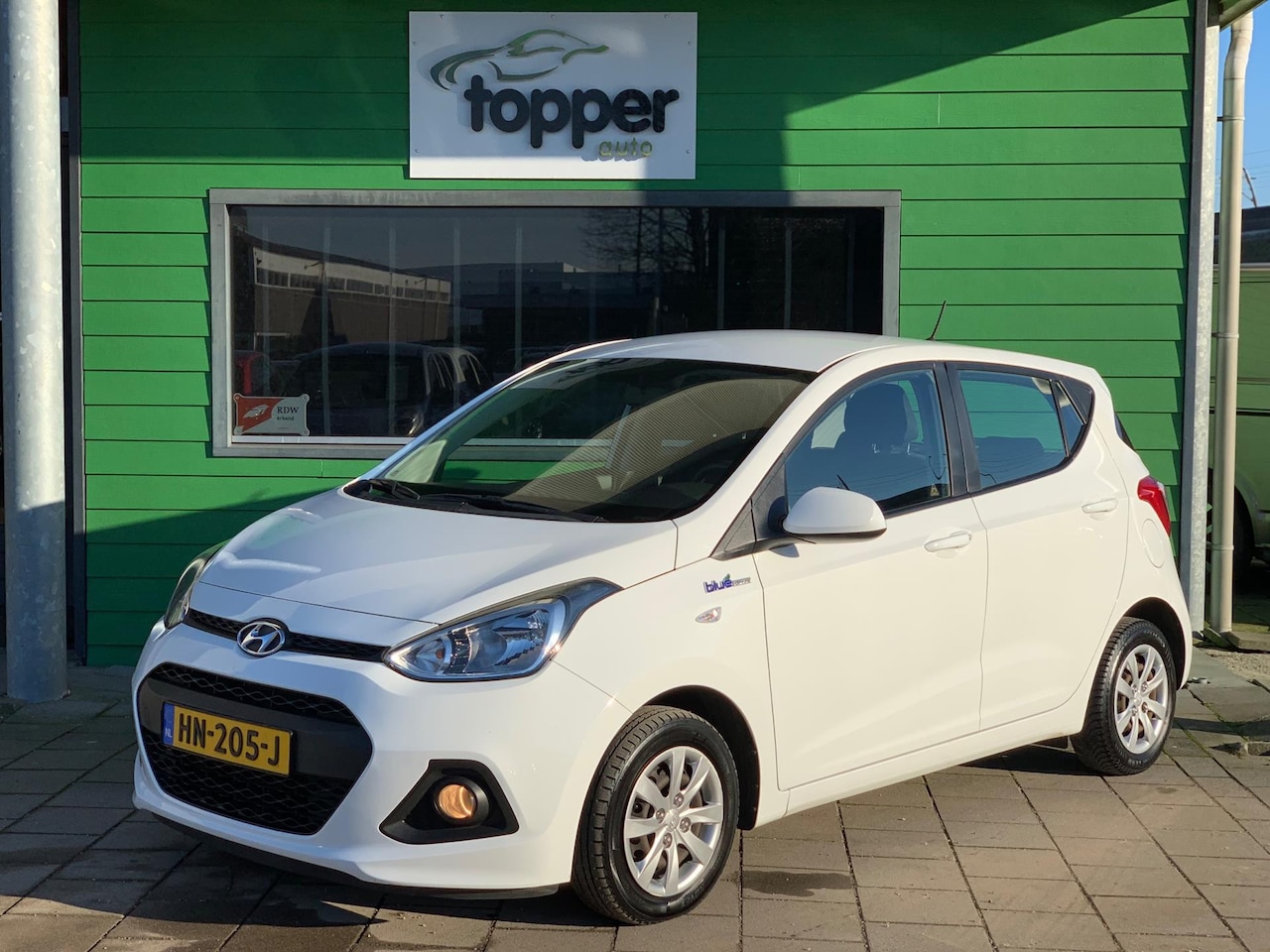 Hyundai i10 - 1.0i i-Motion Comfort / CruiseControl / Airco / - AutoWereld.nl