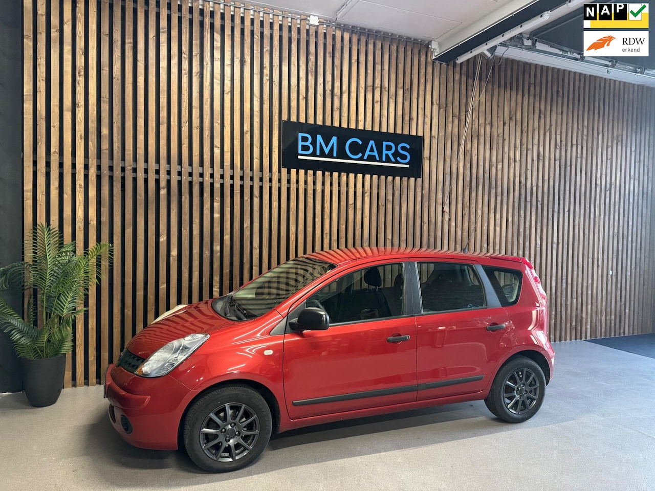 Nissan Note - 1.4 Visia Airco,Nieuwe APK,Sportvelgen - AutoWereld.nl