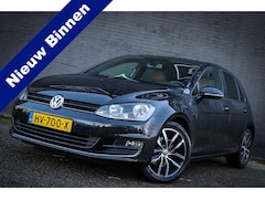 Volkswagen Golf - 1.6 TDI Business Edition Trekhaak/Navi/Leder