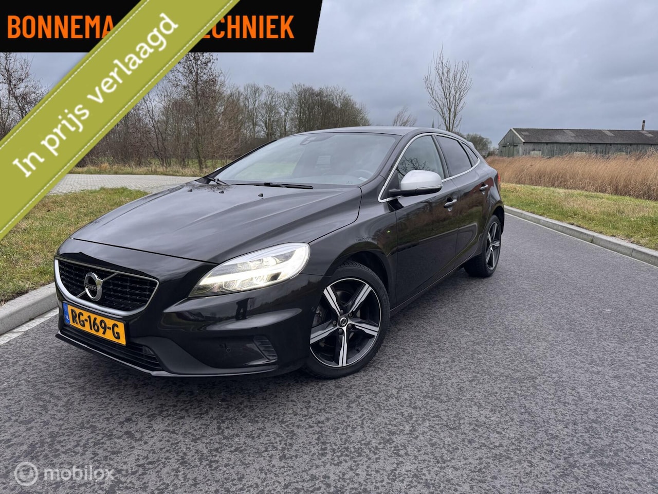 Volvo V40 - 2.0 T4 R-Design Pano Camera - AutoWereld.nl