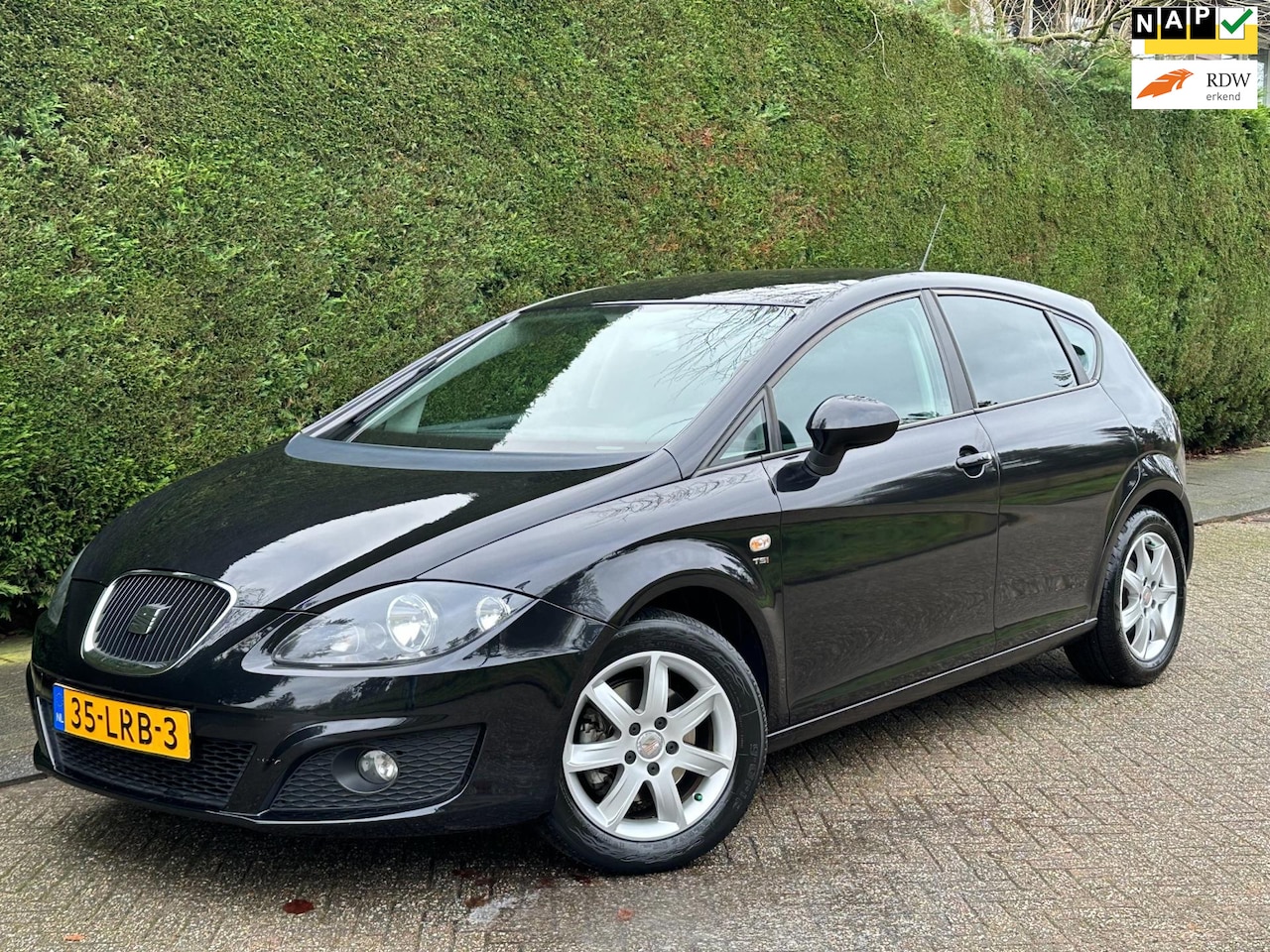 Seat Leon - 1.4 TSI /6BAK/CRUISE/LAGEKM/RIJDTNIEUW!/ - AutoWereld.nl