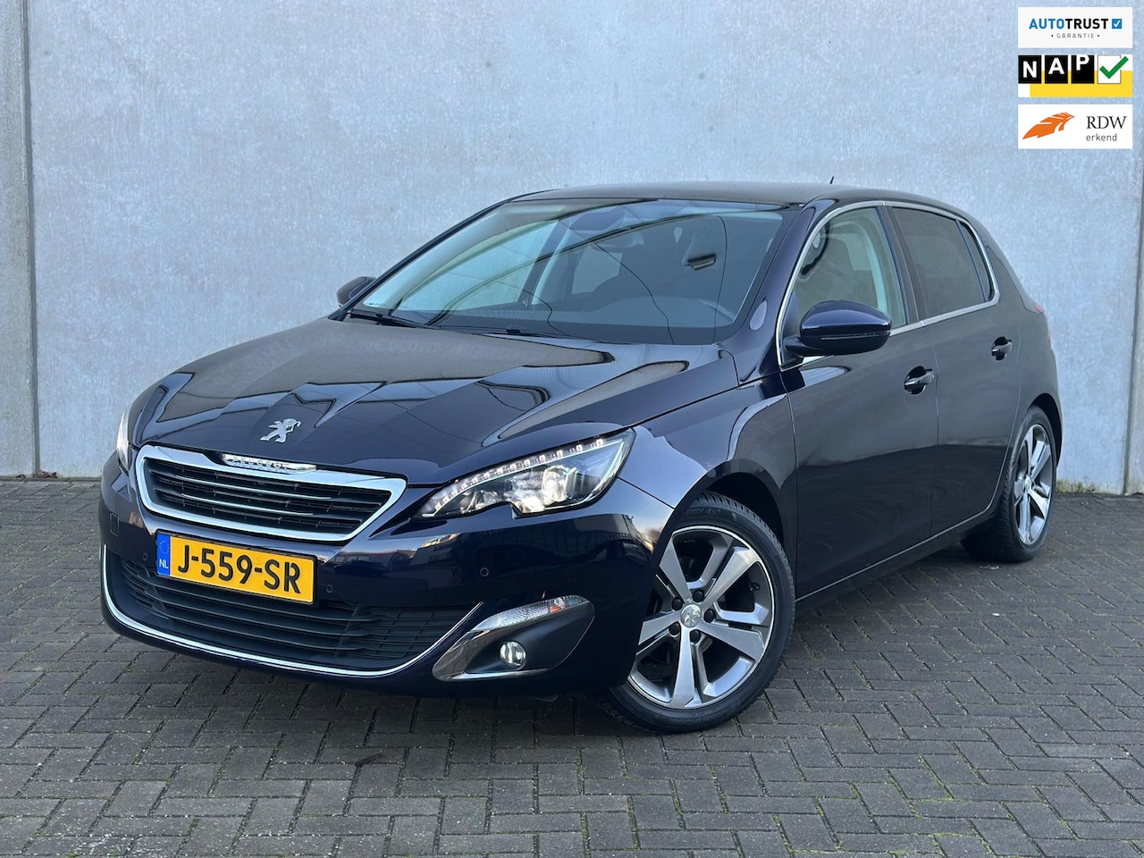 Peugeot 308 - 1.2 PureTech GT-line Pano Camera Trekh. Garantie - AutoWereld.nl