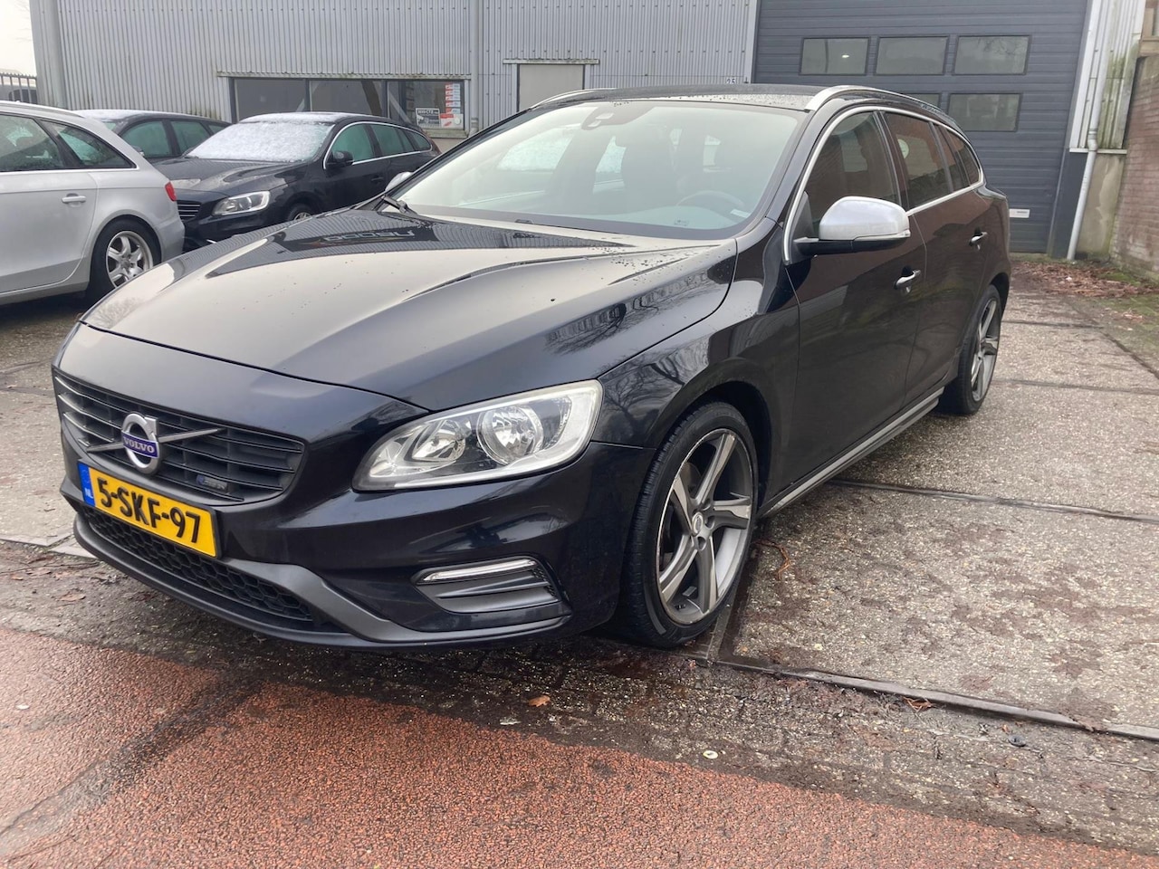 Volvo V60 - 1.6 D2 Summum 1.6 D2 Summum - AutoWereld.nl