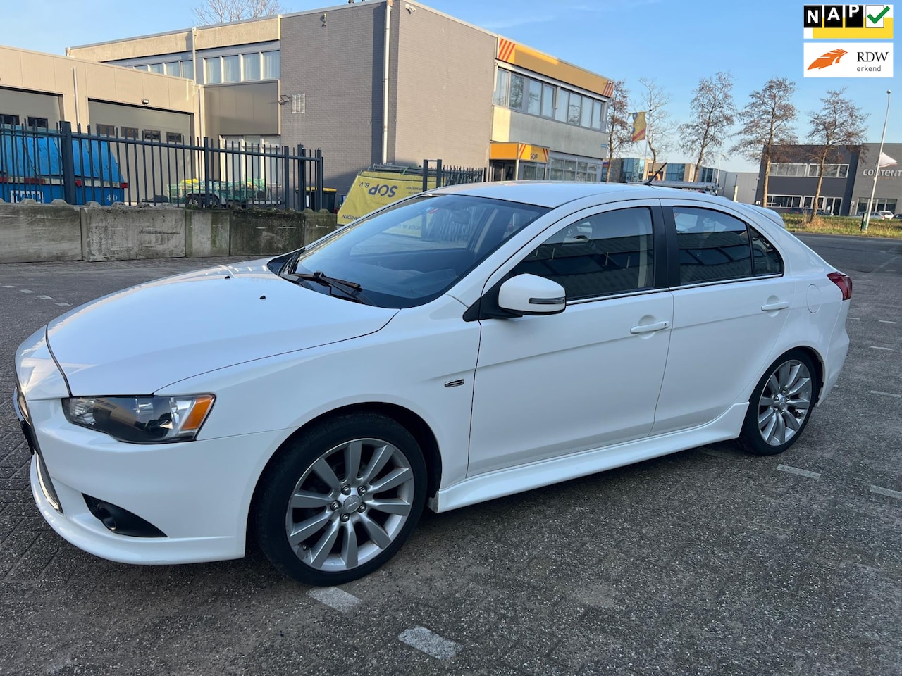 Mitsubishi Lancer Sportback - 1.6 Limited Edition 1.6 Limited Edition - AutoWereld.nl