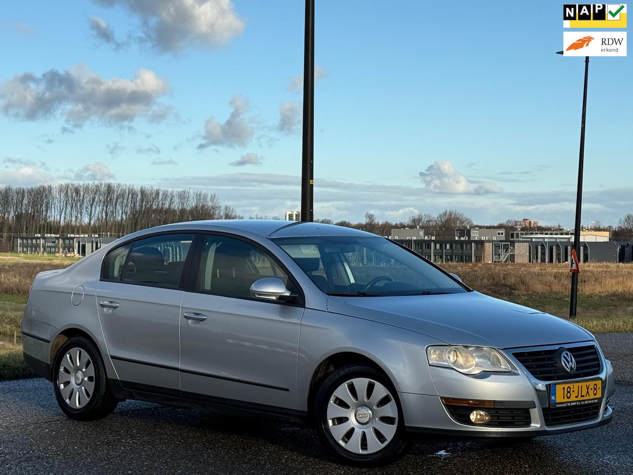 Volkswagen Passat - 2.0 TDI Trendl BlueMotion Cruise| Airco| Nap| Boekjes - AutoWereld.nl