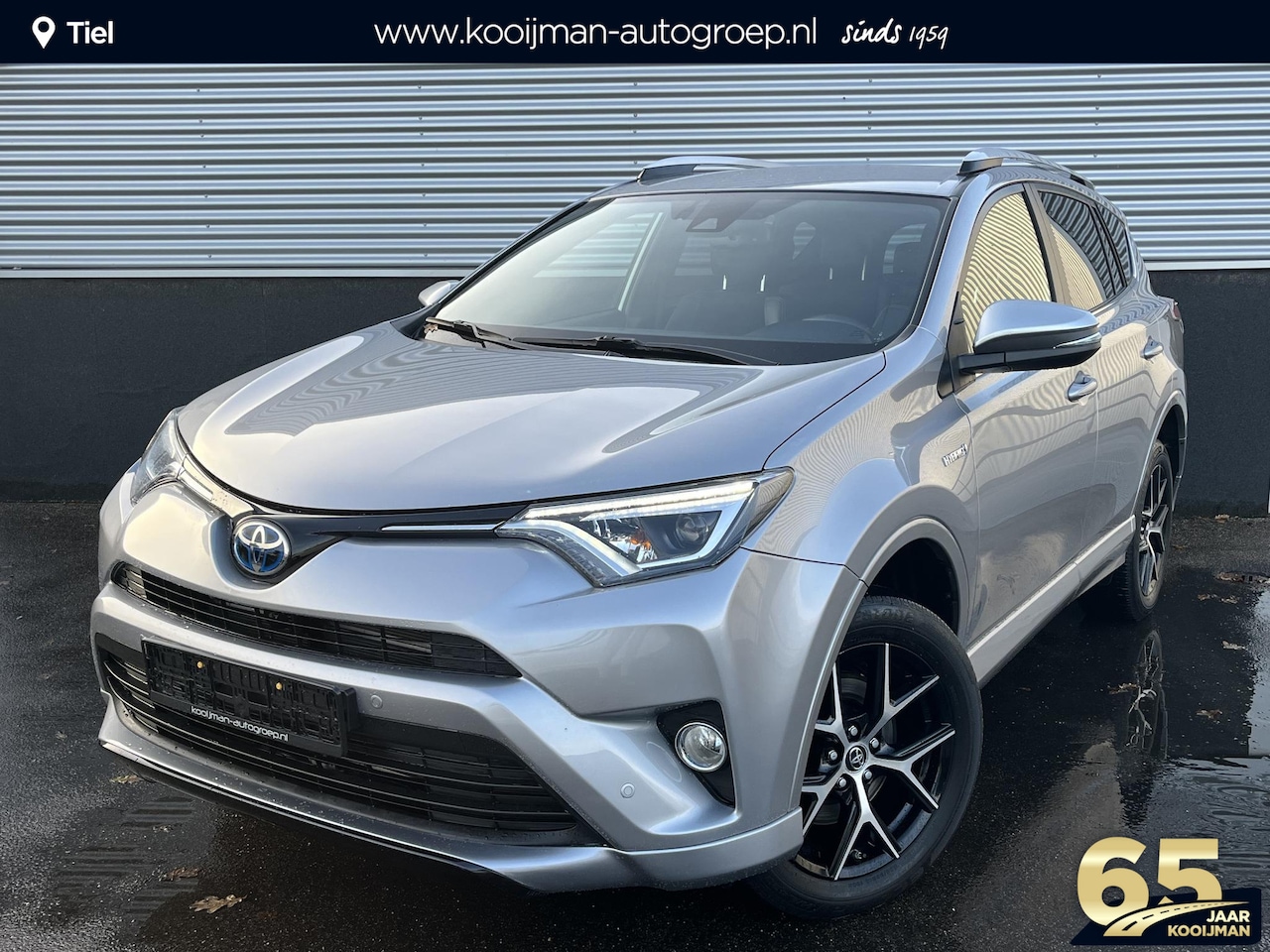 Toyota RAV4 - 2.5 Hybrid Style Leder/alcantara bekleding, Privacy glass, Smart Key, LMV 18", Stoelverwar - AutoWereld.nl