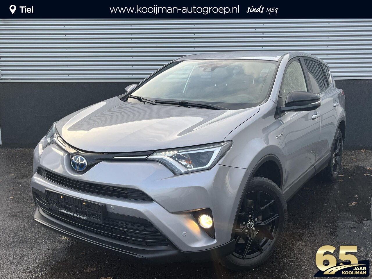 Toyota RAV4 - 2.5 Hybrid AWD Black edition Navigatie, 18" LMV, Privacy glass, Smart Key, Adaptieve cruis - AutoWereld.nl