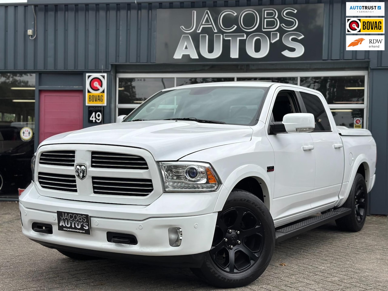 Dodge Ram 1500 - 5.7 V8 Crew Cab Laramie sport - AutoWereld.nl