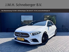 Mercedes-Benz A-klasse - Premium 180 AMG / Navi, Pano, set nieuw wiel 4s band, Camera