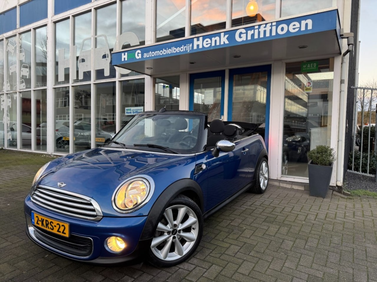 MINI Cabrio - 1.6 One Chili Cabrio I Navigatie I Stoelverw. I 47.488 km - AutoWereld.nl