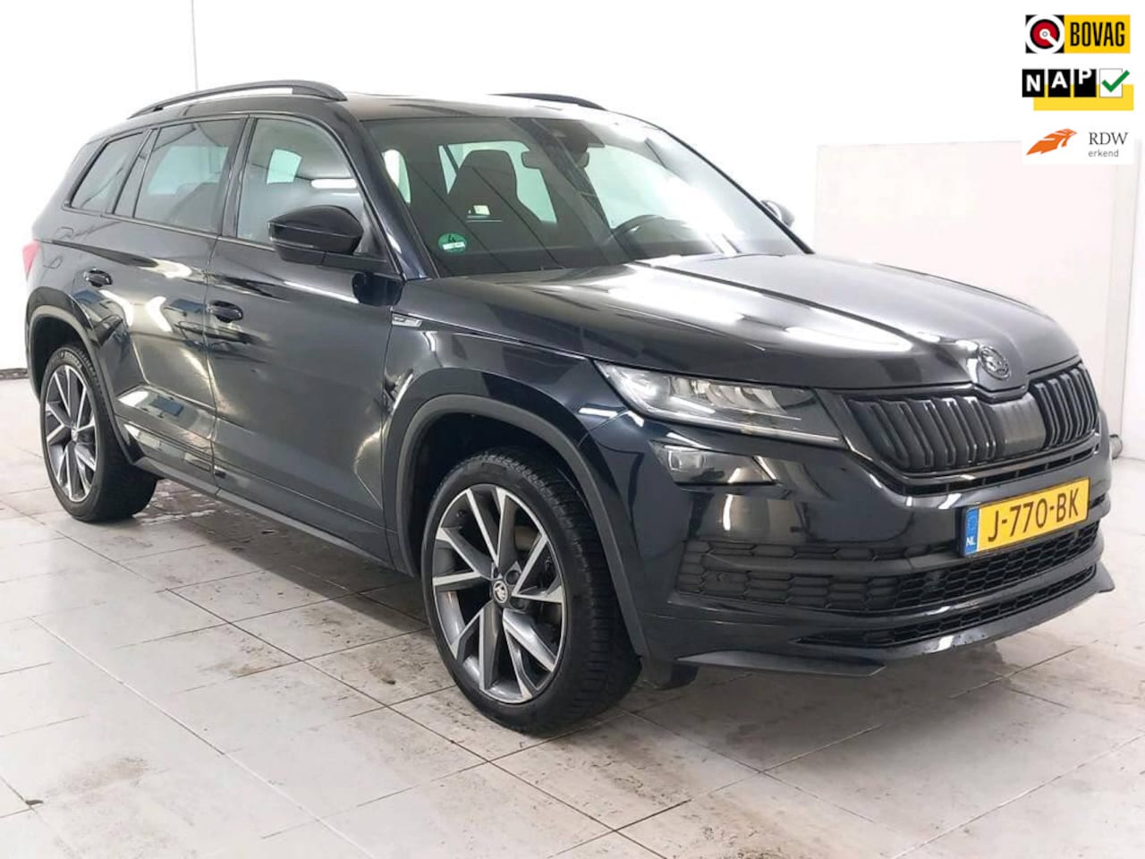 Skoda Kodiaq - 1.5 TSI Sportline+vitrual+Leder+Pano-dak+camera+adaptief-cruise=navigatie+elek-klep+20"lmv - AutoWereld.nl