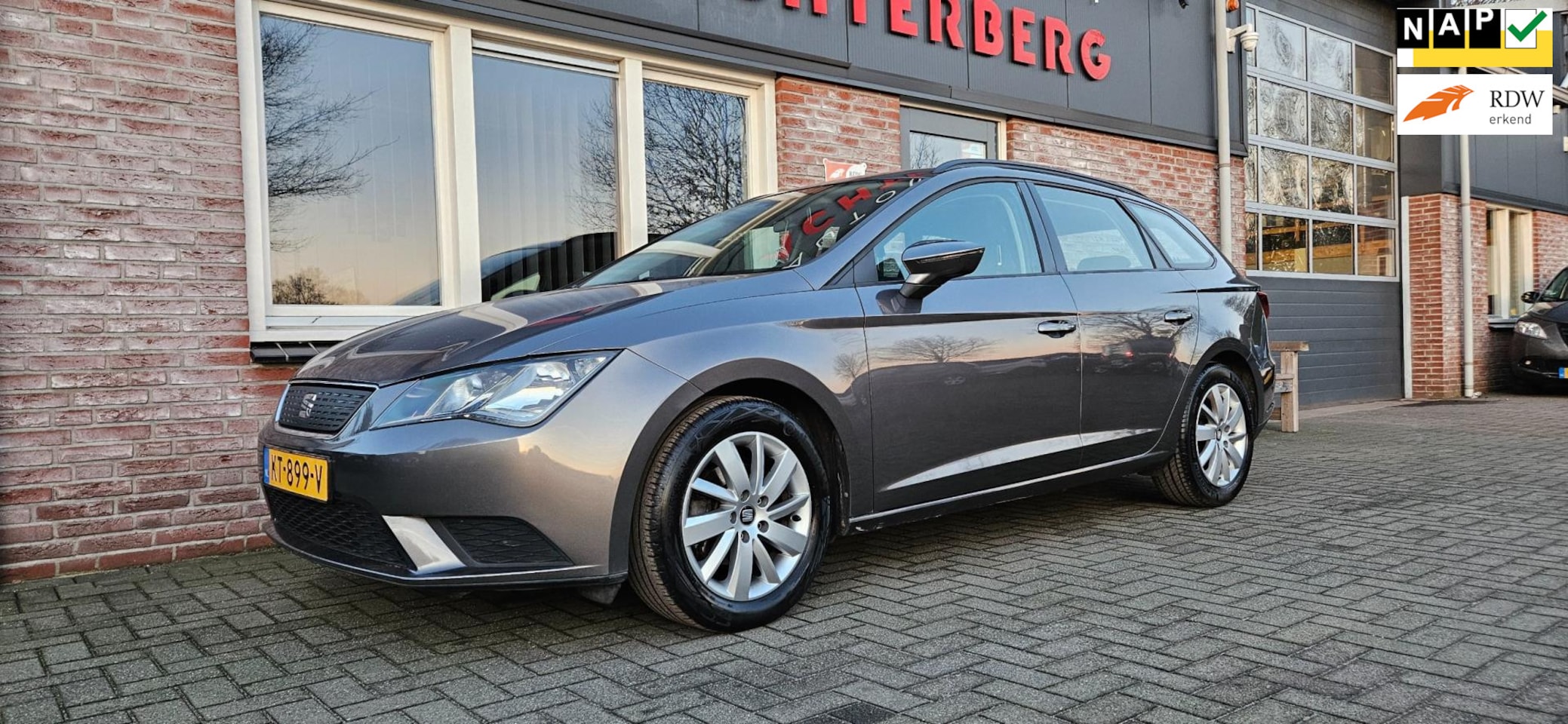 Seat Leon ST - 1.0 EcoTSI Reference Airco/Clima! Cruise Control! Dealer Onderhouden! Nette Auto! - AutoWereld.nl